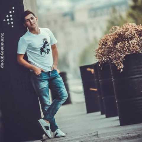 سیمور ممدوف جاوانلیق عمورلوی قالیدی منده